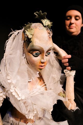Aurora - Marionetas de Mandragora